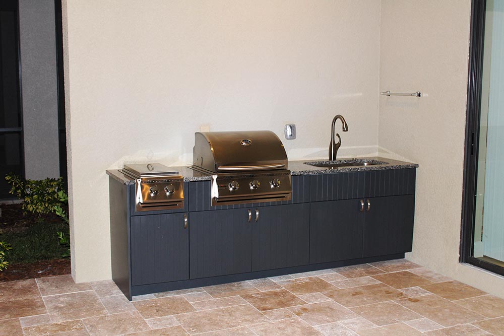 Outdoor Kitchen Construction - Tampa Florida - With Custom Cabinets and Countertops