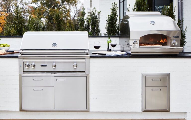 Lynk pizza oven and grills in outdoor kitchen