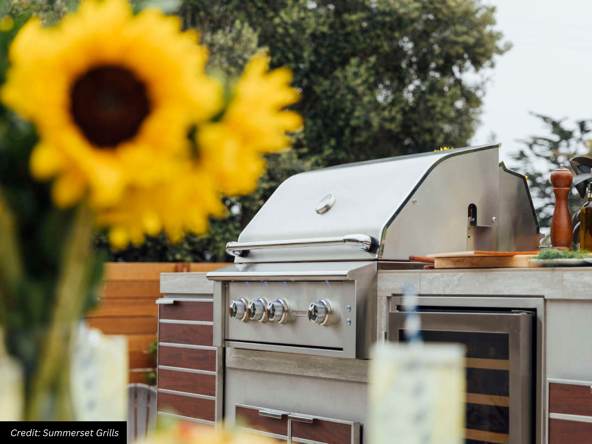 Unleash Your Inner Chef with an Epicurean Outdoor Kitchen