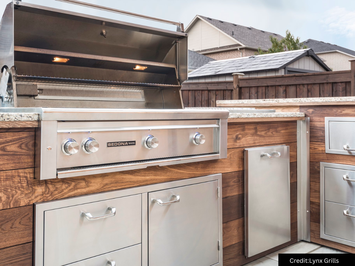 Sedona by Lynx grill in outdoor kitchen